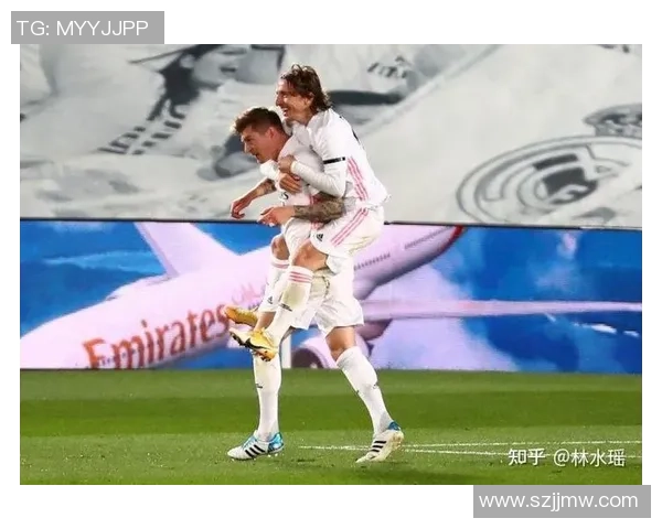 退役足球明星手机壁纸精选展现传奇时刻与激情瞬间的视觉盛宴 退役足球明星手机壁纸精选展现传奇时刻与激情瞬间的视觉盛宴